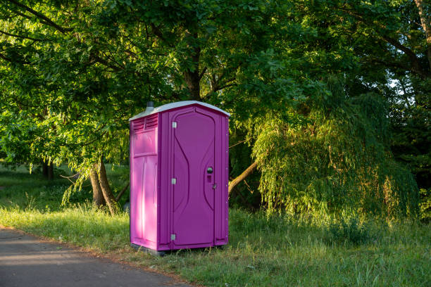 Porta potty delivery and setup in Pinehurst, TX